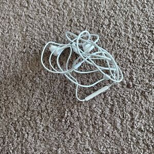 Apple Cord Headphones